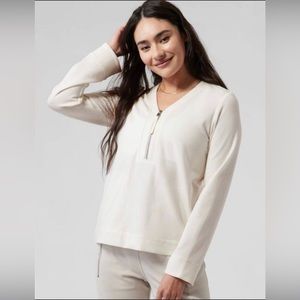 NWOT Athleta Eastbound Half Zip Sweatshirt, size M, Magnolia White